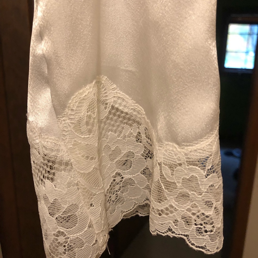 HOTTTTT!!!OSCAR DE LA RENTA NIGHTGOWN NWT - Picture 5 of 8